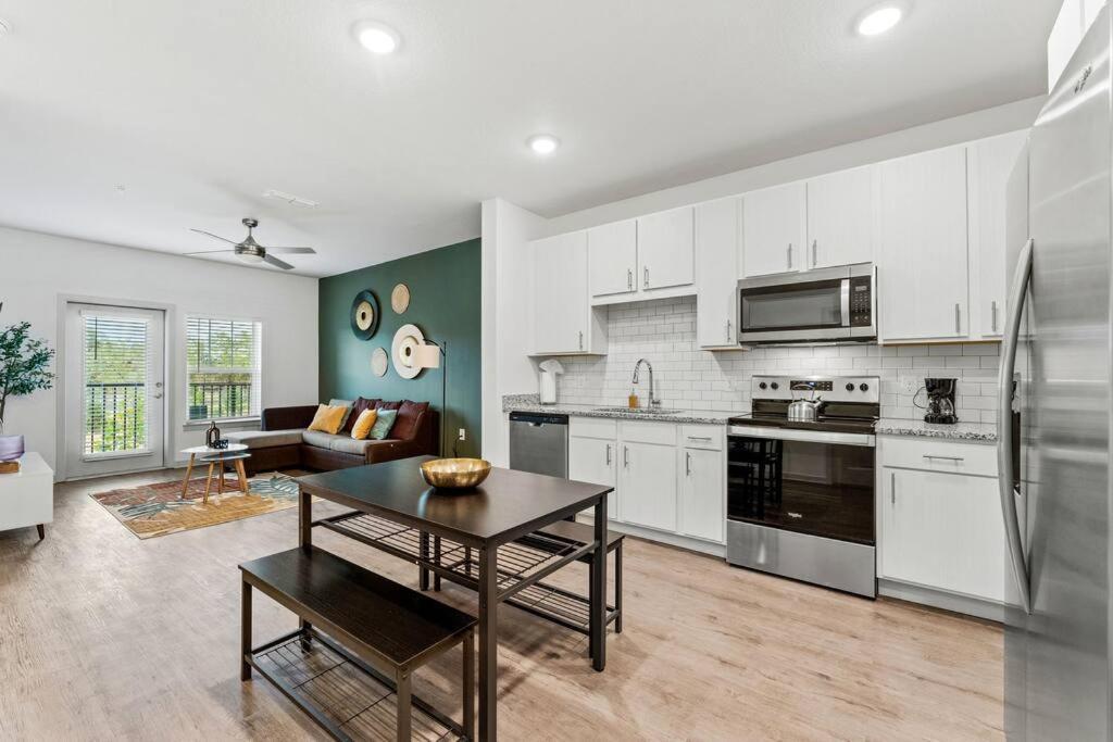 Complete Apartment ,10 Min To Parks Pets Allowed, Resort-Style Amenities Orlando Exteriör bild