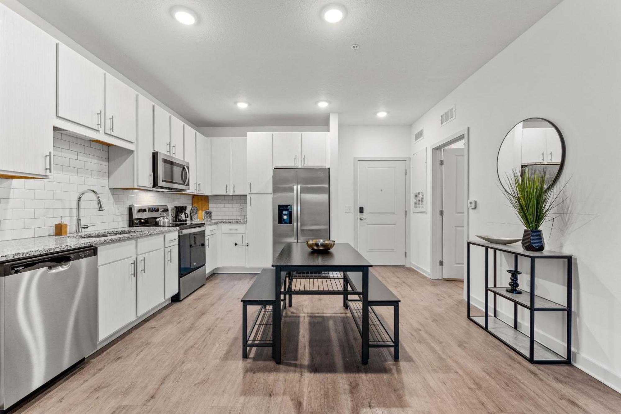 Complete Apartment ,10 Min To Parks Pets Allowed, Resort-Style Amenities Orlando Exteriör bild